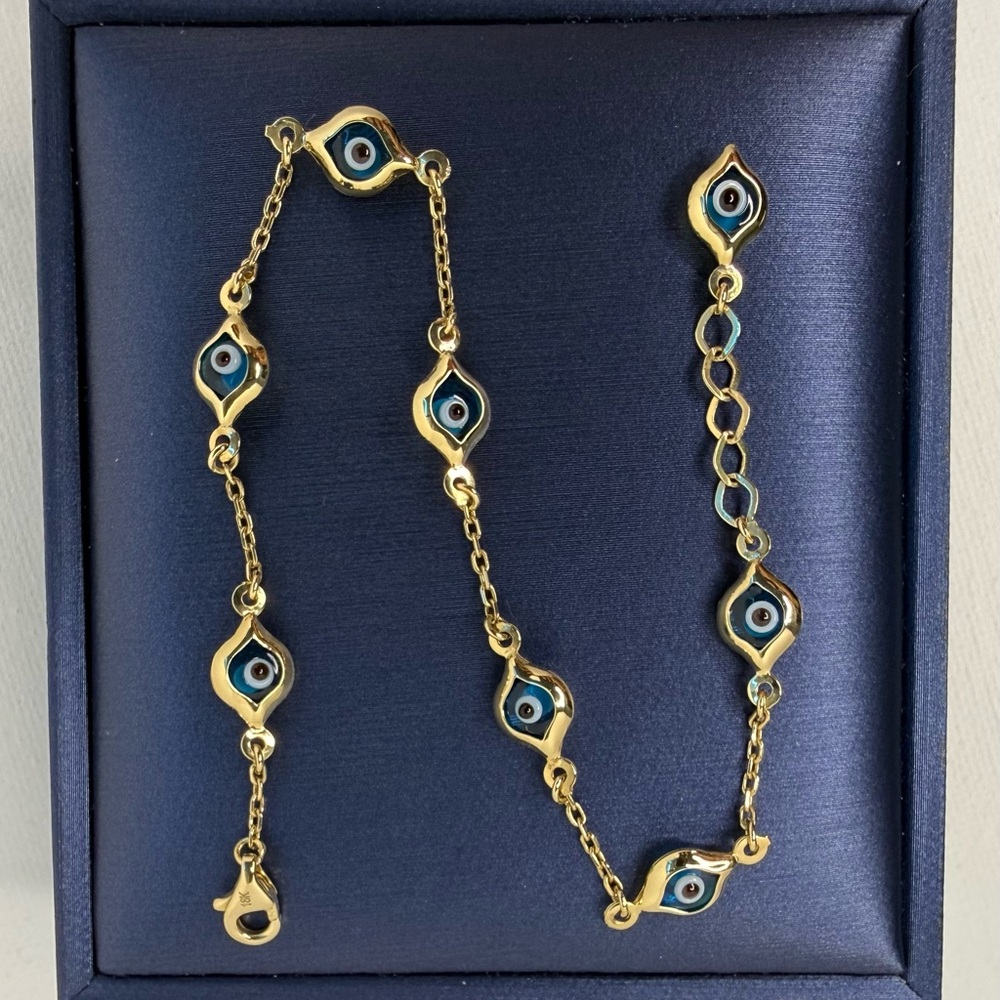 Gold Evil Eye Bracelet (Preowned)